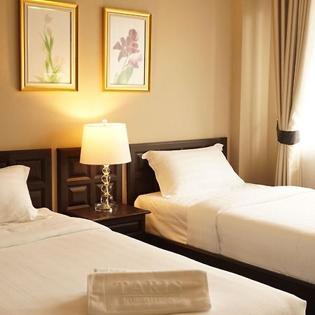Taris Art Hotel Phrae Εξωτερικό φωτογραφία