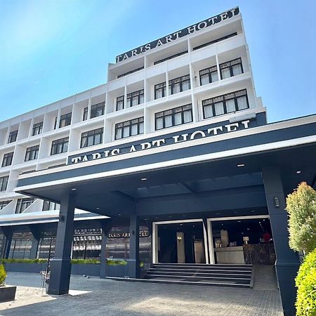 Taris Art Hotel Phrae Εξωτερικό φωτογραφία