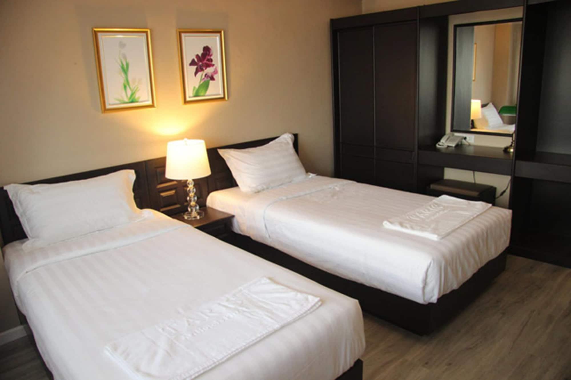 Taris Art Hotel Phrae Εξωτερικό φωτογραφία