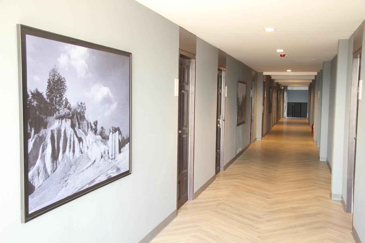 Taris Art Hotel Phrae Εξωτερικό φωτογραφία