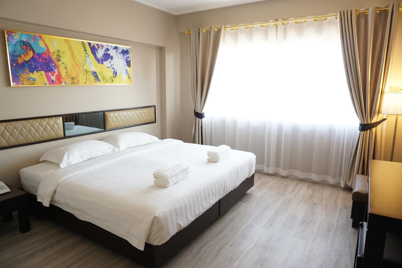 Taris Art Hotel Phrae Εξωτερικό φωτογραφία